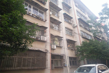 东平农业银行家属院西区3室2厅1卫98m2简单装修